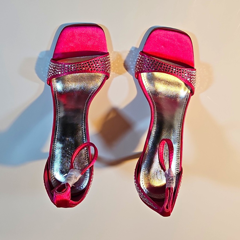Cathy Din Fuchsia Synthetic Strappy Rhinestone Ankle Strap Buckle Open Toe 9